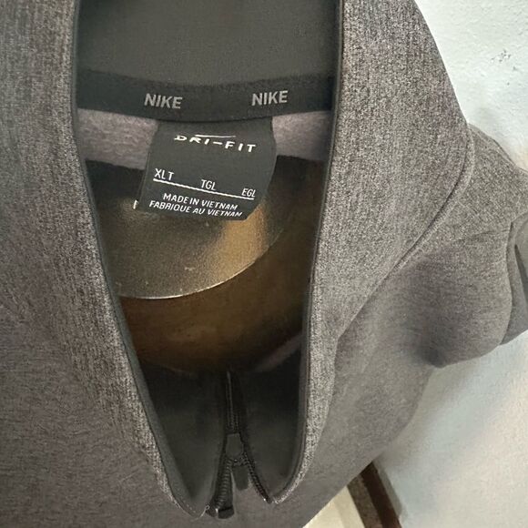 Nike DriFit Mens XLT Gray Half ZIP Pullover - Picture 5 of 7